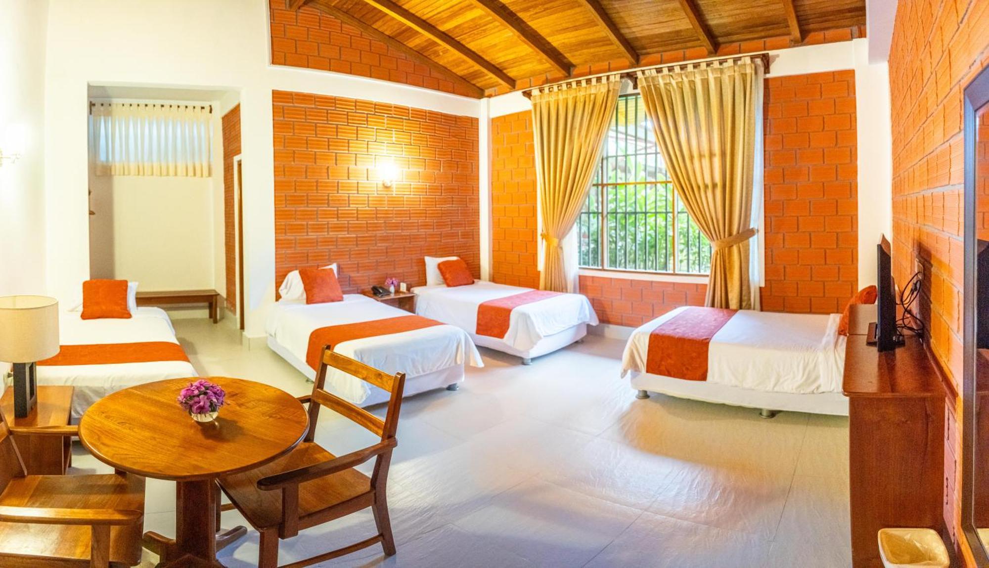 Altavista Casahotel Moyobamba Exteriér fotografie