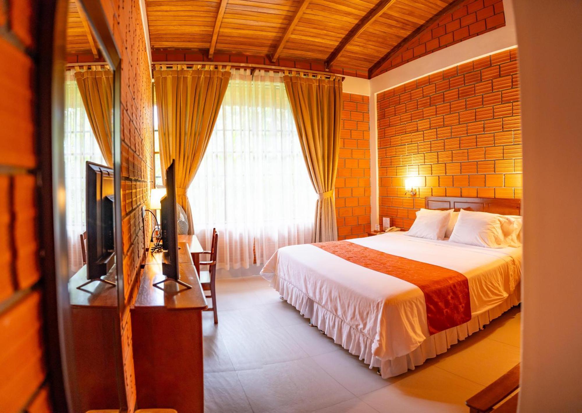Altavista Casahotel Moyobamba Exteriér fotografie