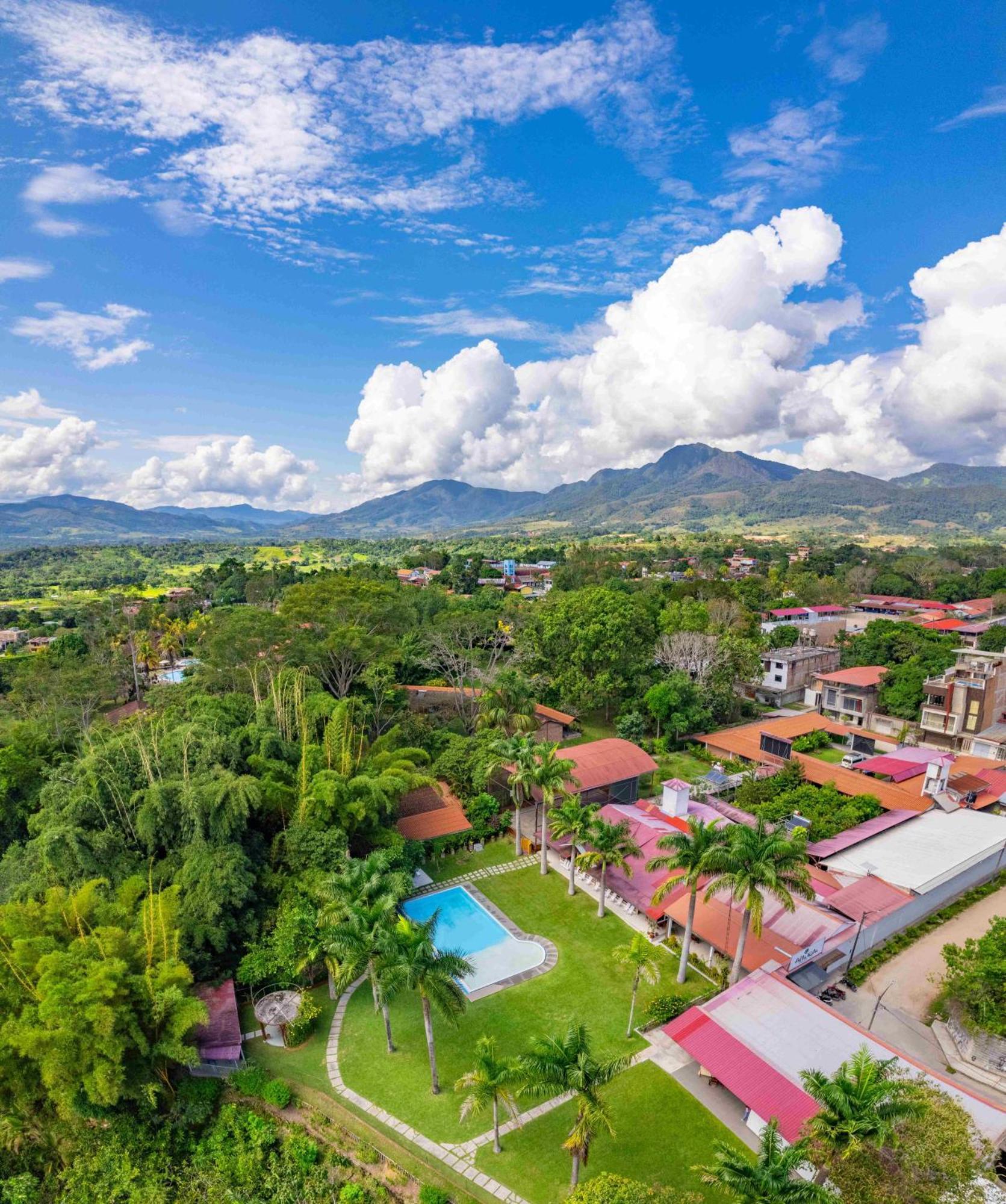 Altavista Casahotel Moyobamba Exteriér fotografie