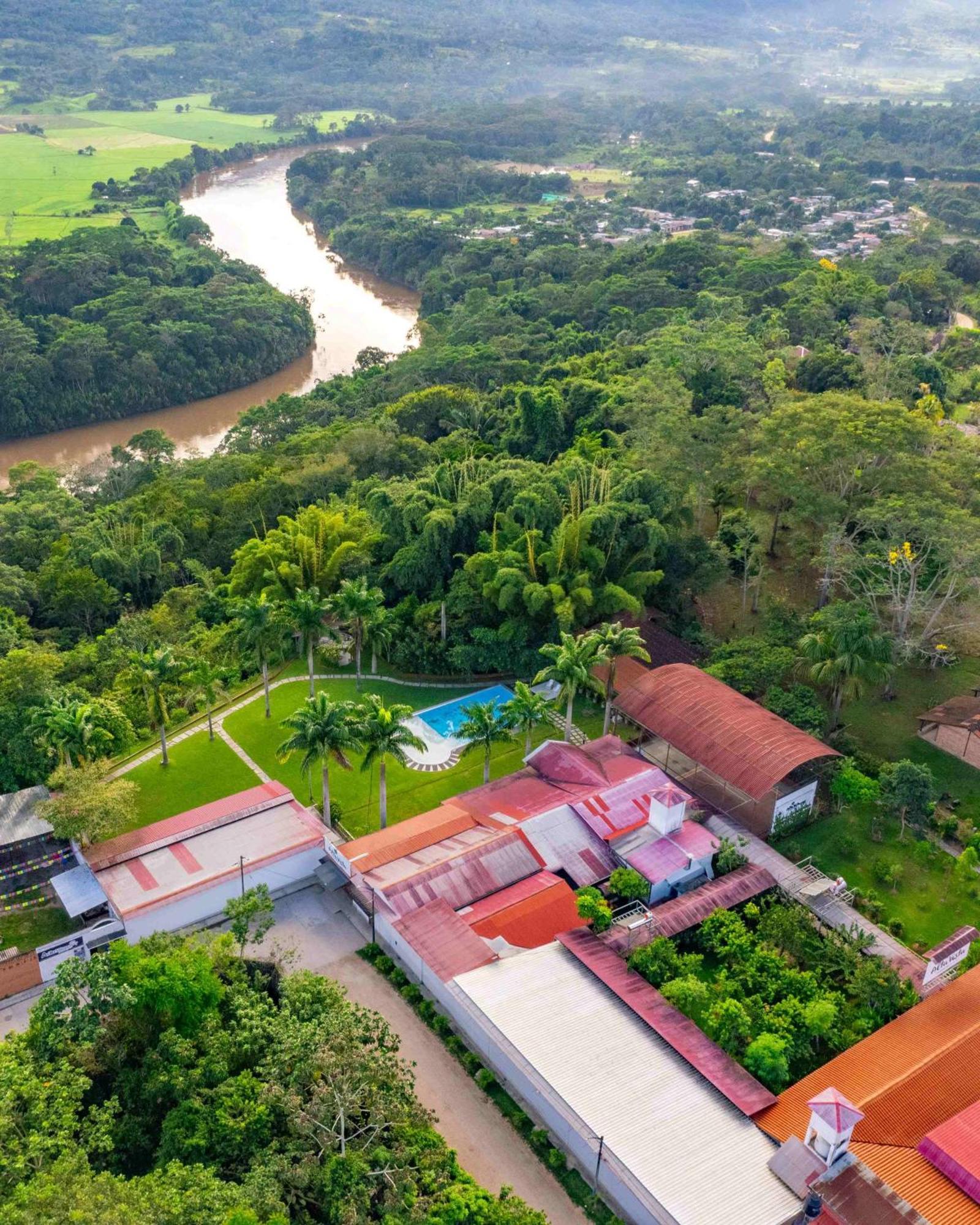 Altavista Casahotel Moyobamba Exteriér fotografie